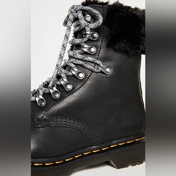 NIB Dr. Martens 1460 Serena Collar Combat Boots - Picture 4 of 11